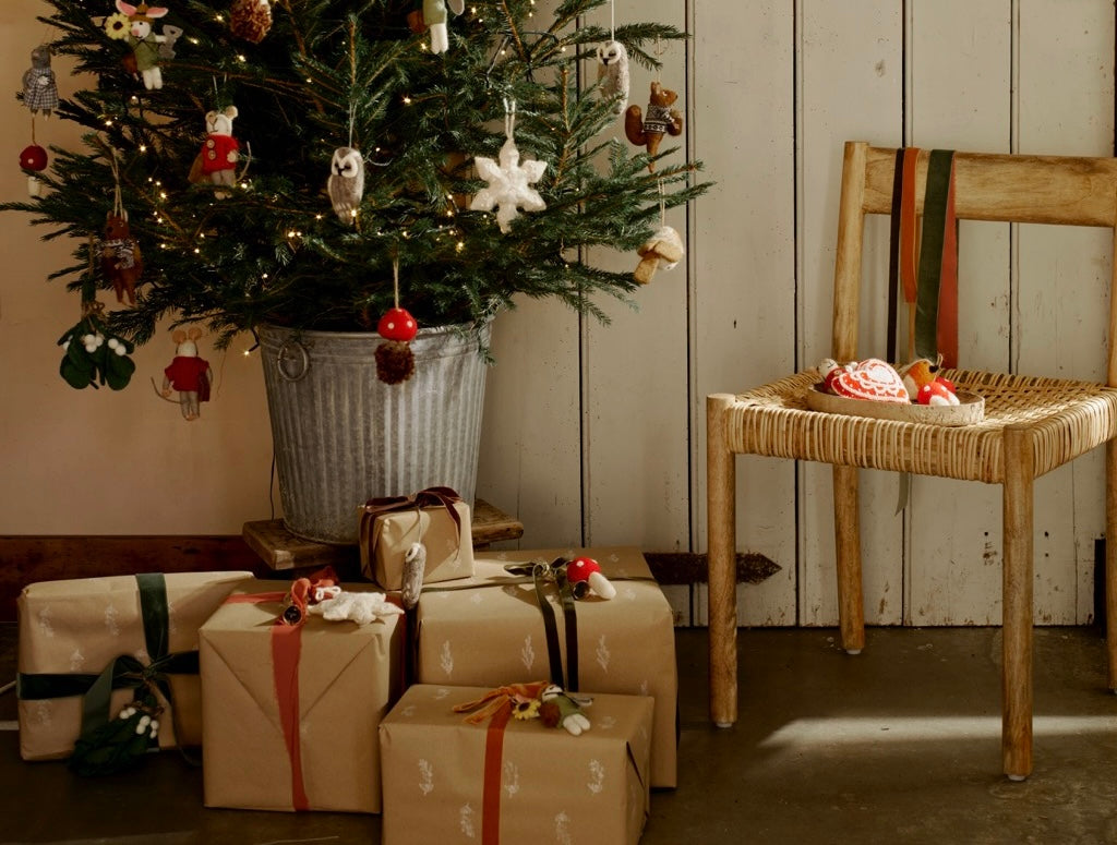 Creative Gift Giving: Block Stamped Wrapping Paper