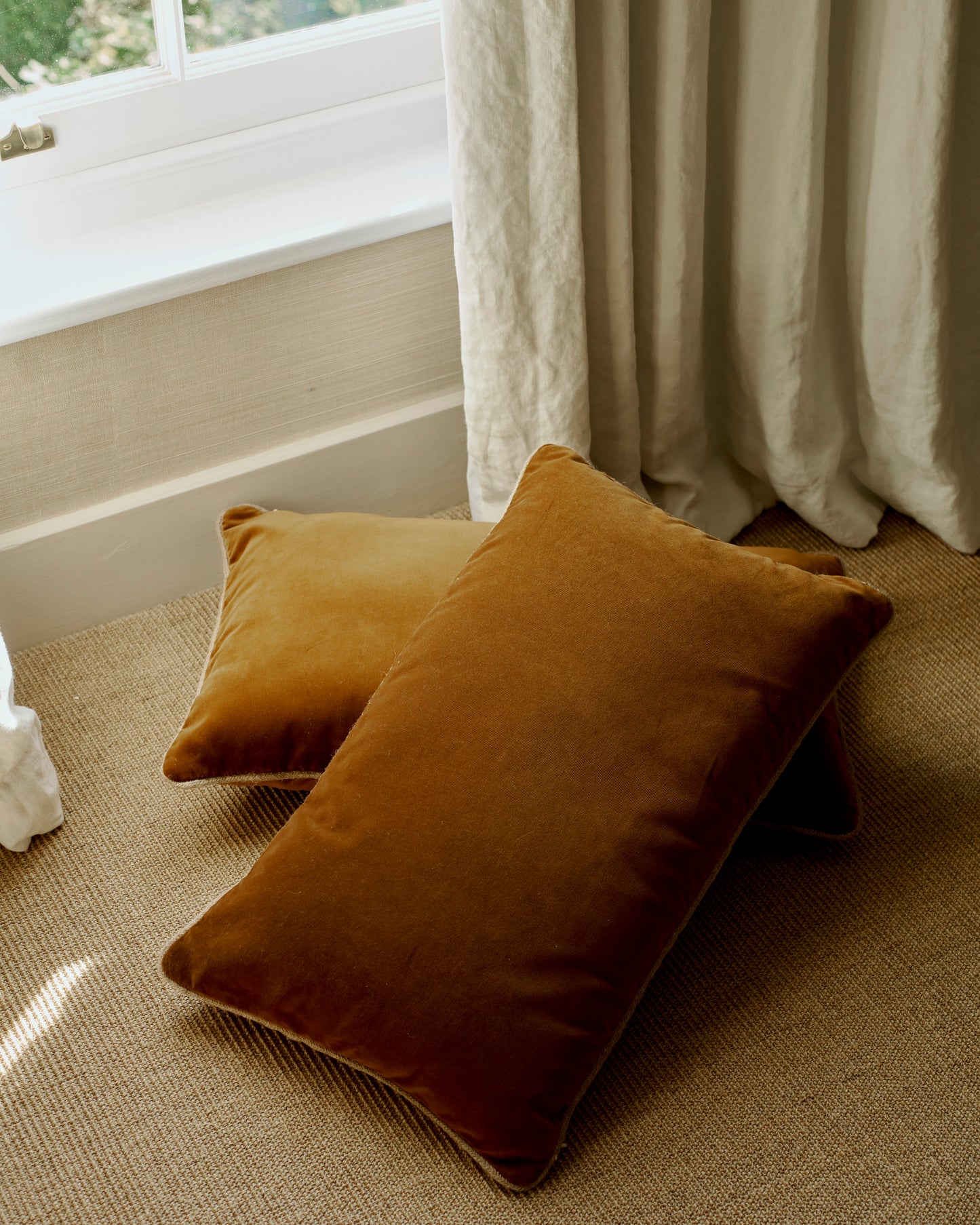 Nutmeg Velvet Pillow