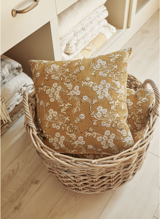 Ada Pillow