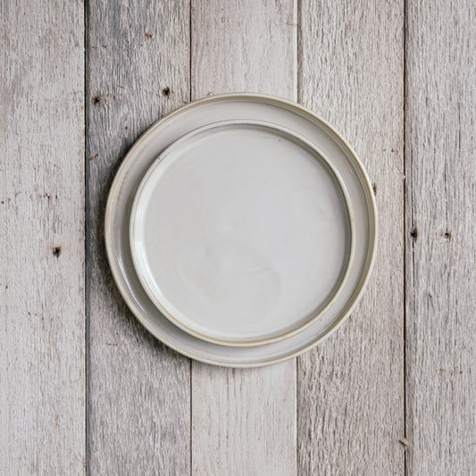 Farmhouse Stoneware Plates